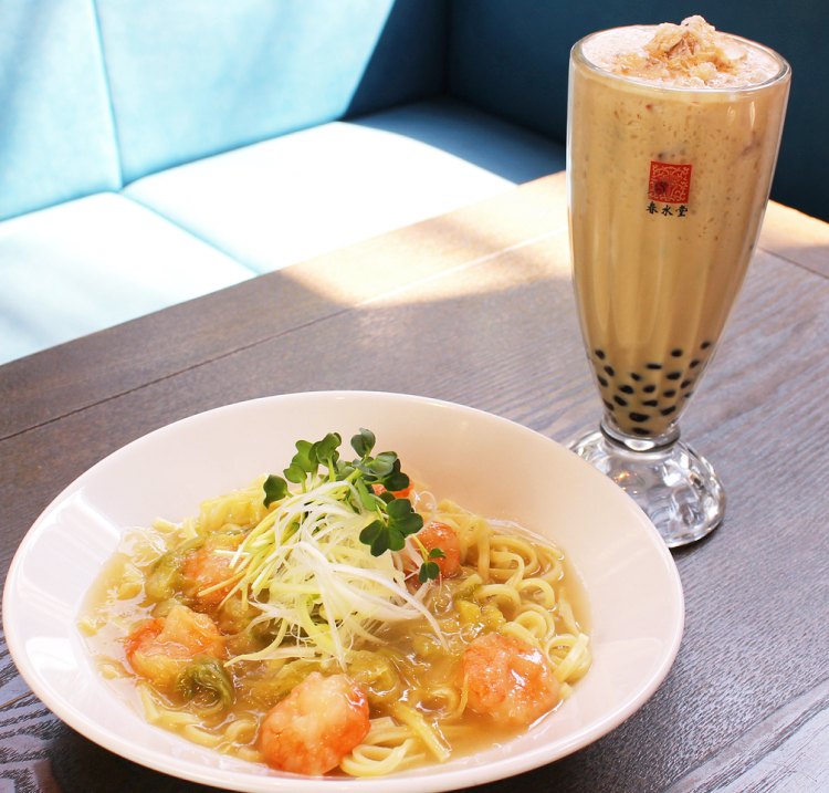 海老と春キャベツの餡かけまぜ麺